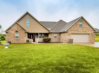 304 Hawthorne Dr, Princeton, IN 47670