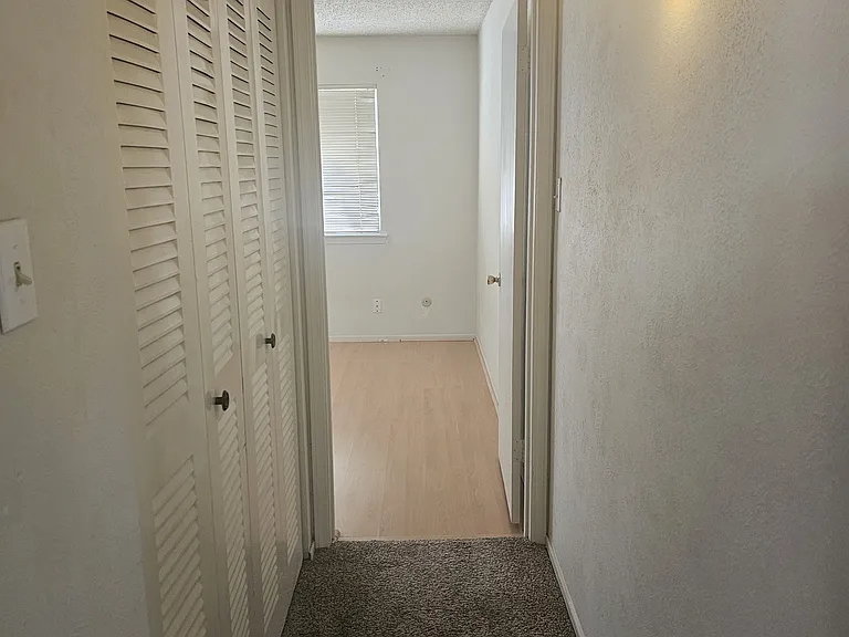 139 Trellis Pl — Photo 2