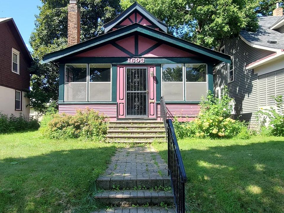 1st image of 1693 Selby Ave