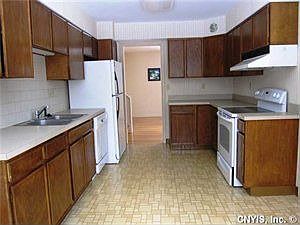5th image of 7361 Dogwood Ln