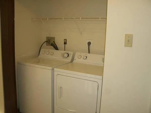 In unit washer and dryer