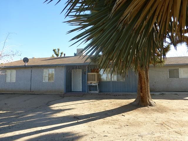 1st image of 4949 Lomita Ln