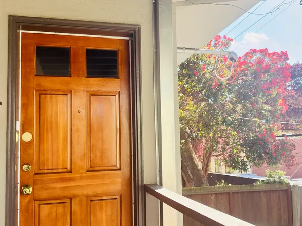 1566 Portola Dr #A, San Francisco, CA 94127