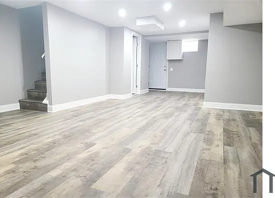 904 N Marlyn Ave — Photo 9