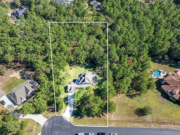 3rd image of 29300 Sorrel Ln