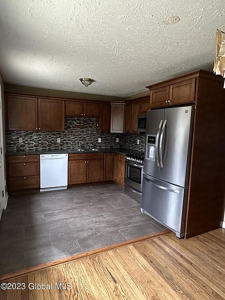 4th image of 13 Coachman Drive