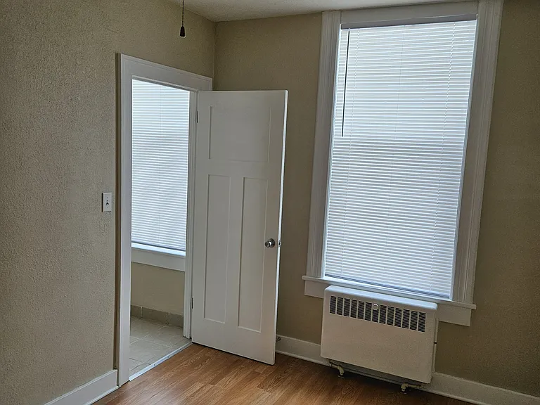110 S Fond Du Lac Ave #5 — Photo 15