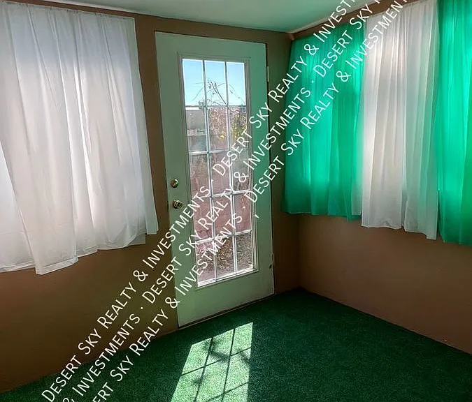 1125 Luna St #B — Photo 12