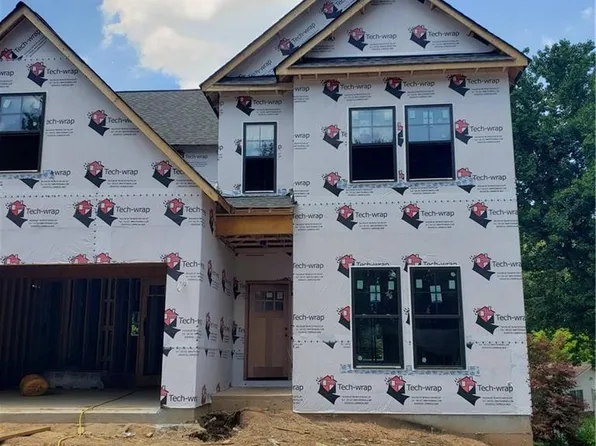 2425 Elmwood Cir, Atlanta, GA 30339