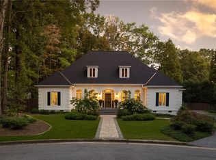 3 Elm Ridge Ct, Greensboro, NC 27408