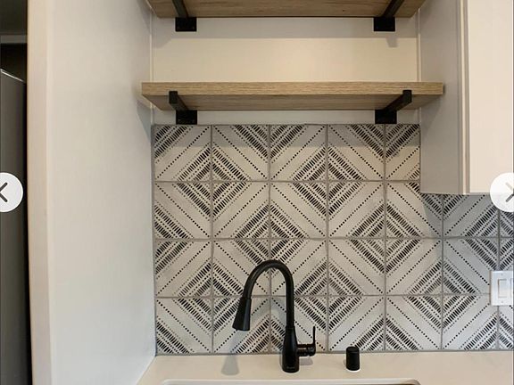 5th image of 3816 S Bronson Ave #2