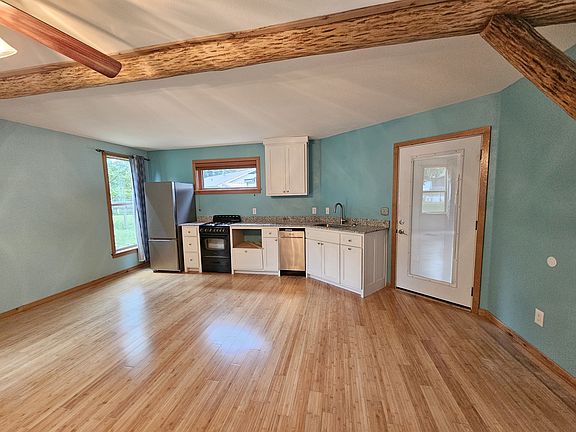 3rd image of 1314 S Ellis Ave #B
