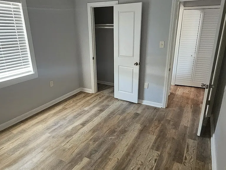 Apt B bedroom 1