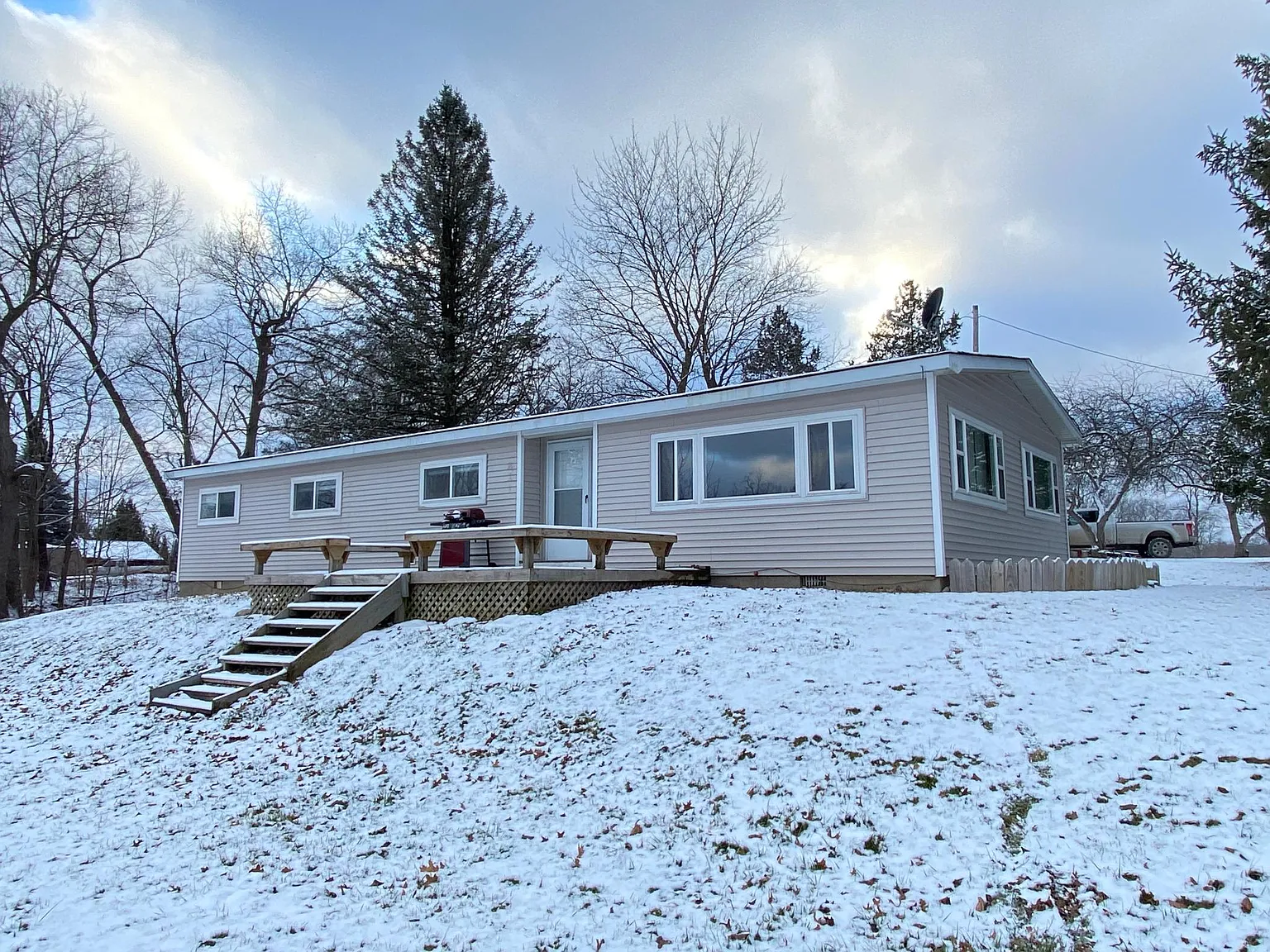 3 bed, 1500 sqft, $1,800 — Photo 3