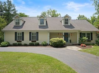 2 High St, Hudson, OH 44236