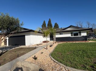 1052 Jefferson Ave, Los Banos, CA 93635