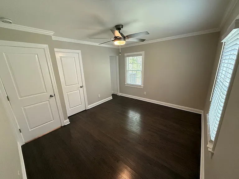 215 Walnut St — Photo 19