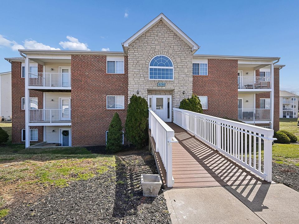 1st image of 10260 Crossbow Ct APT 10