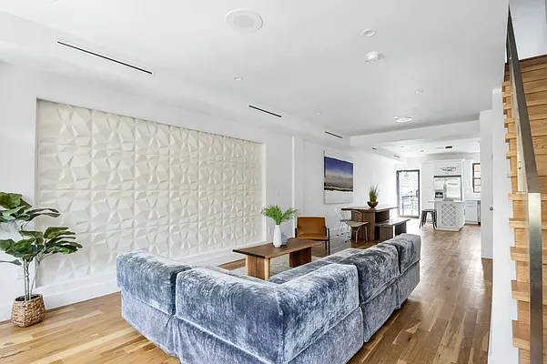 Rented by Brick Real Estate | media 35