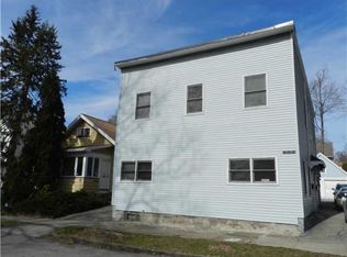 74-76 Stewart St, Rochester, NY 14620