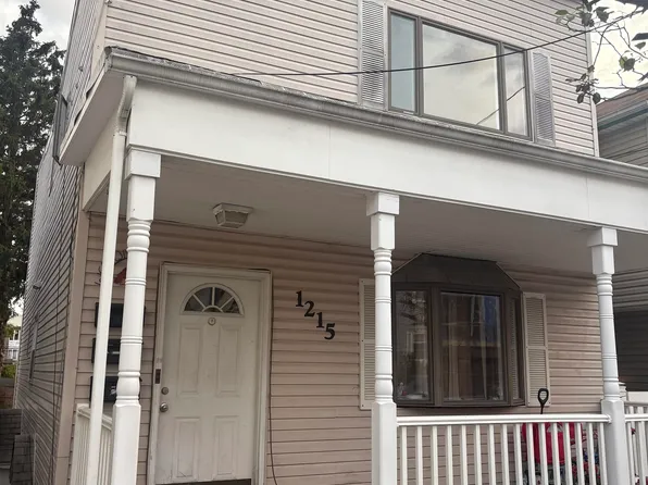 1215 6th Street image 1 of 1