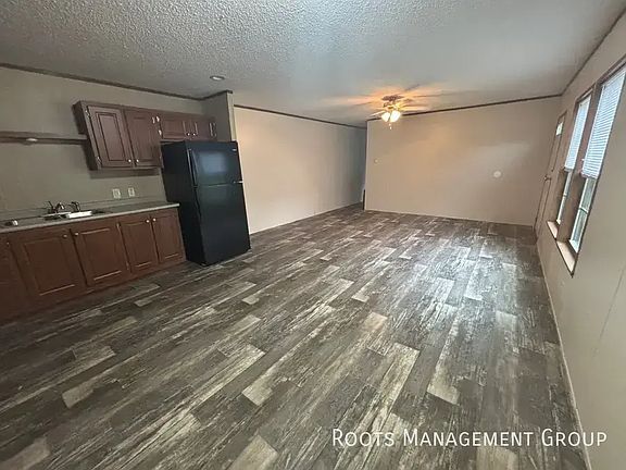 4th image of 145 Ashford Dr #145