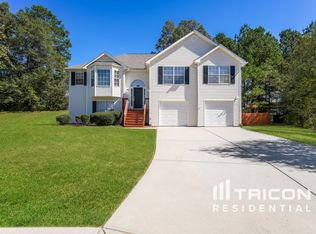 7684 Pond View Ln, Lithonia, GA 30058