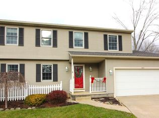 5471 Park Vista Ct, Stow, OH 44224