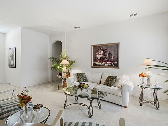 4th image of 7221 Aloe Dr