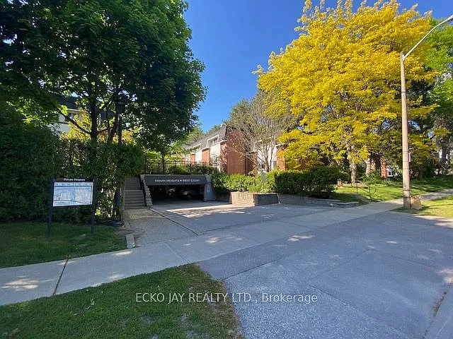 90 George Henry Blvd #17 — Photo 2
