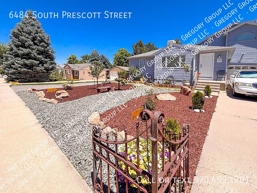 Convenient Littleton Home 4Bed 2Bath — Photo 1