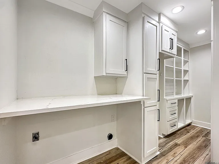 7323 Sheffield Ct — Photo 8