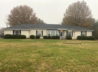 431 Douglas Bend Rd, Gallatin, TN 37066