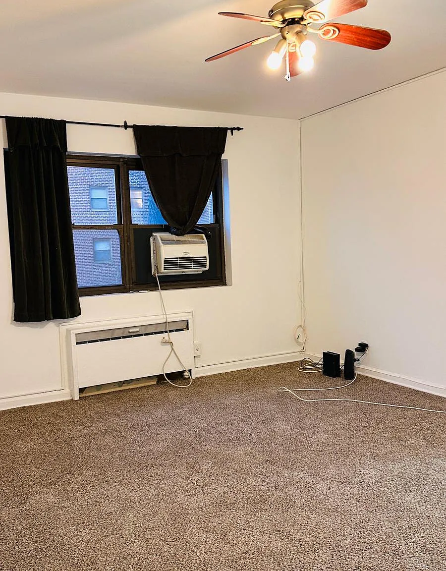 1 bed, 700 sqft, $1,800 — Photo 1