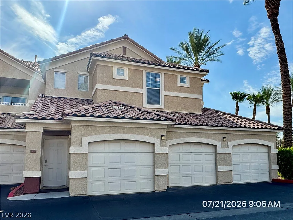 2 bed, 2.0 bath, 1059 sqft, $1,550 — Photo 1