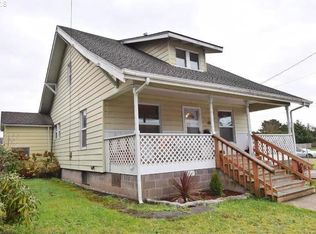 611 Stillwell Ave, Tillamook, OR 97141