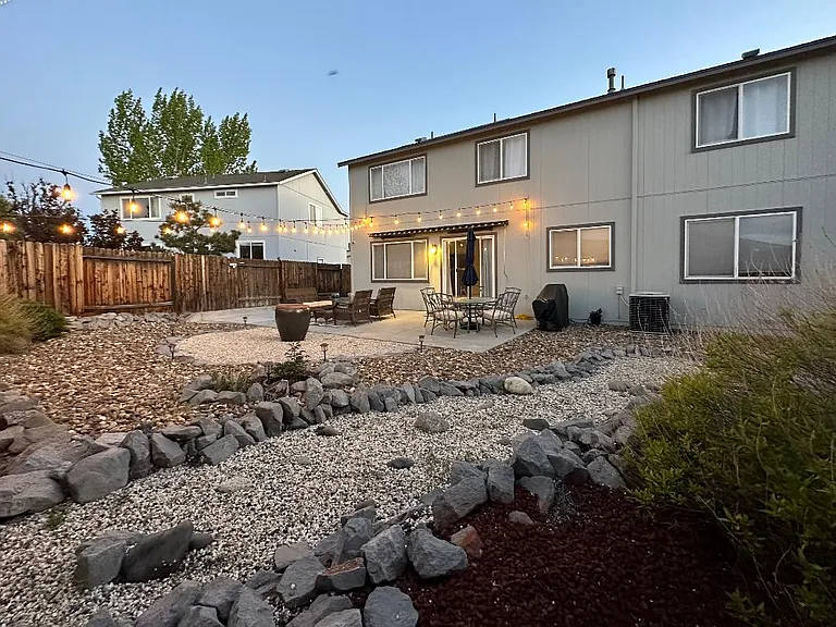 Loma Verde Dr — Photo 29