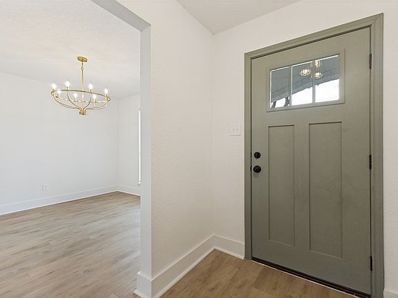 4th image of 418 Dinalynn Dr