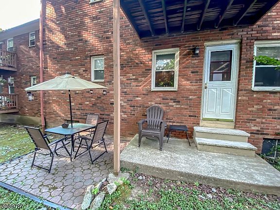 4th image of 422 Ringwood Ave #B116-611