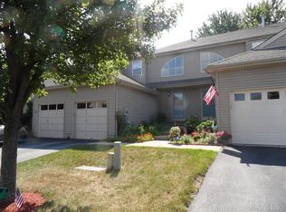 410 Bryant Ct, Fishkill, NY 12524