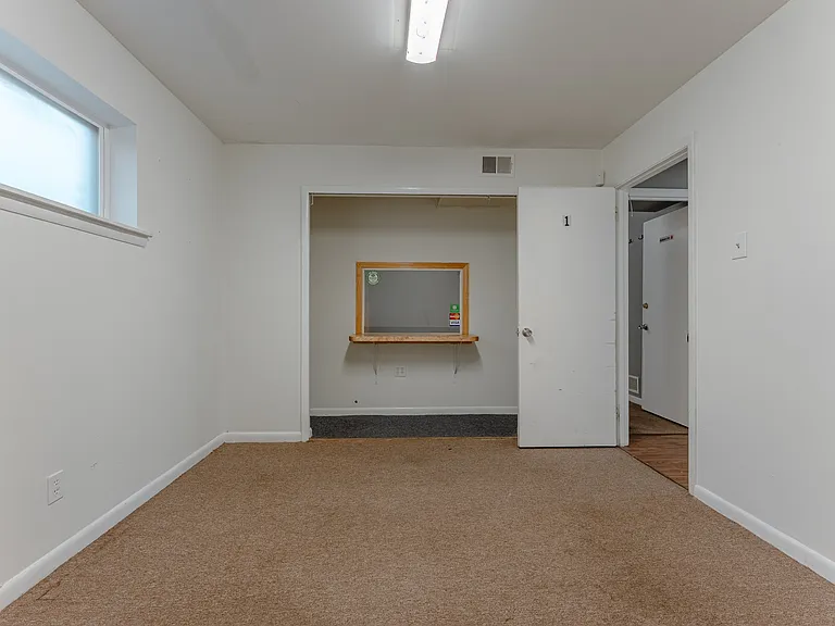 5100 John F Kennedy Blvd — Photo 8