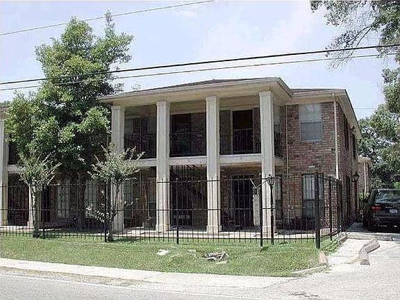 3rd image of 4118 Sherwood Ln APT 23