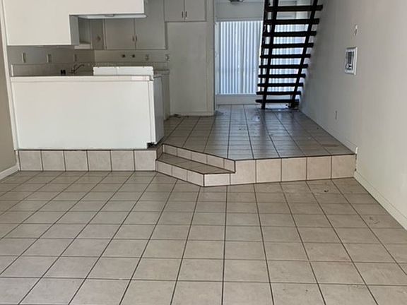 3rd image of 13251 Verde St #2