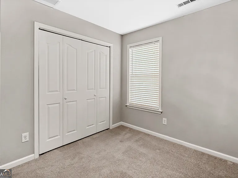 15 Abby Ct — Photo 36