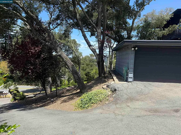 7 Knickerbocker Ln — Photo 34