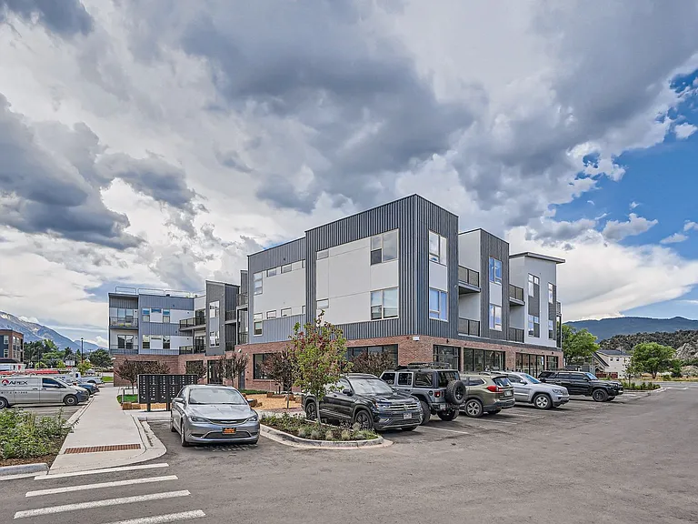 Hayden Place — Photo 21