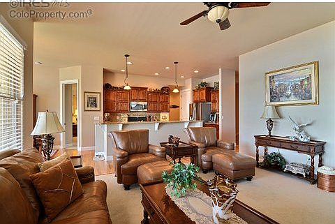 5th image of 2057 Vineyard Dr