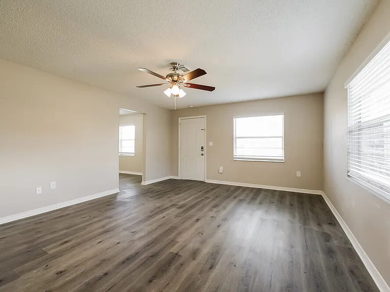 13115 Caribbean Blvd — Photo 5