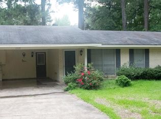 1537 Gordon Dr, Ruston, LA 71270