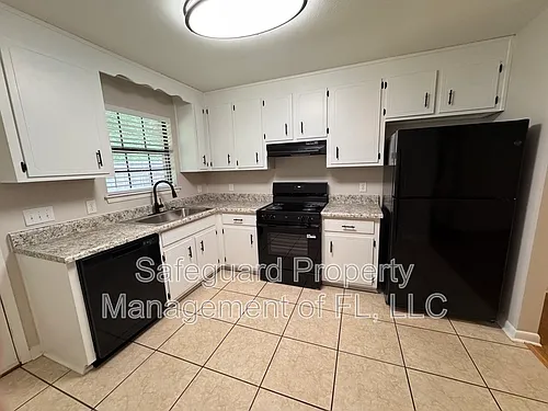4179 Ravenwood Dr Photo 1
